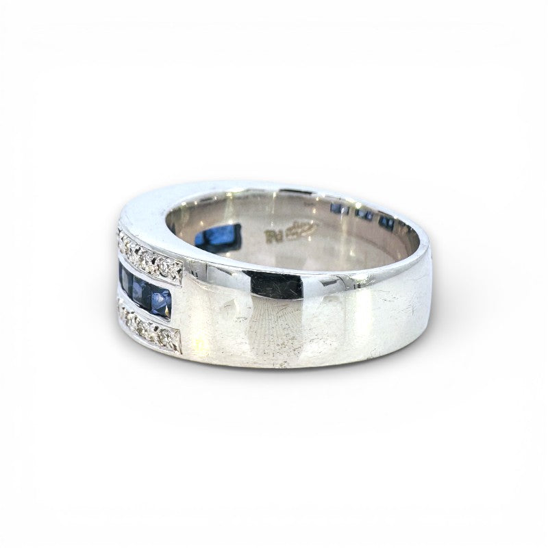 Anillo Cintillo Zafiros Princess y Diamantes Oro Blanco 18K