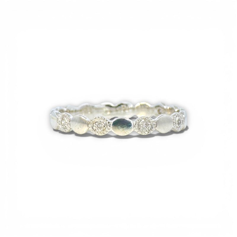 Anillo Argolla con Diamantes Intercalados Oro Blanco 18K