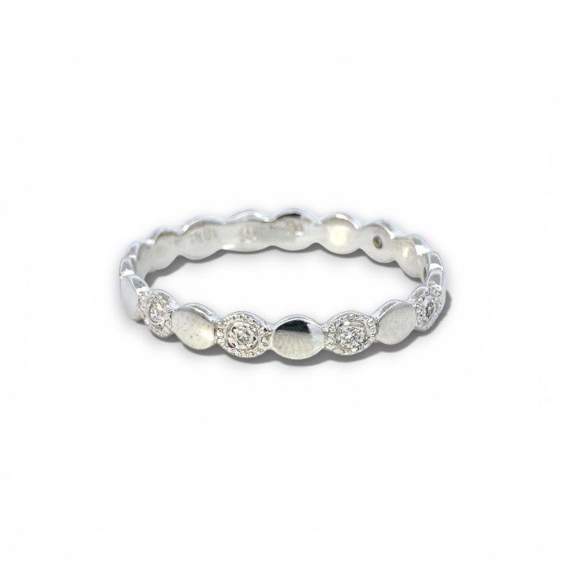Anillo Argolla con Diamantes Intercalados Oro Blanco 18K