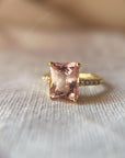 Anillo Solitario Morganita 3,45 ct y Diamantes