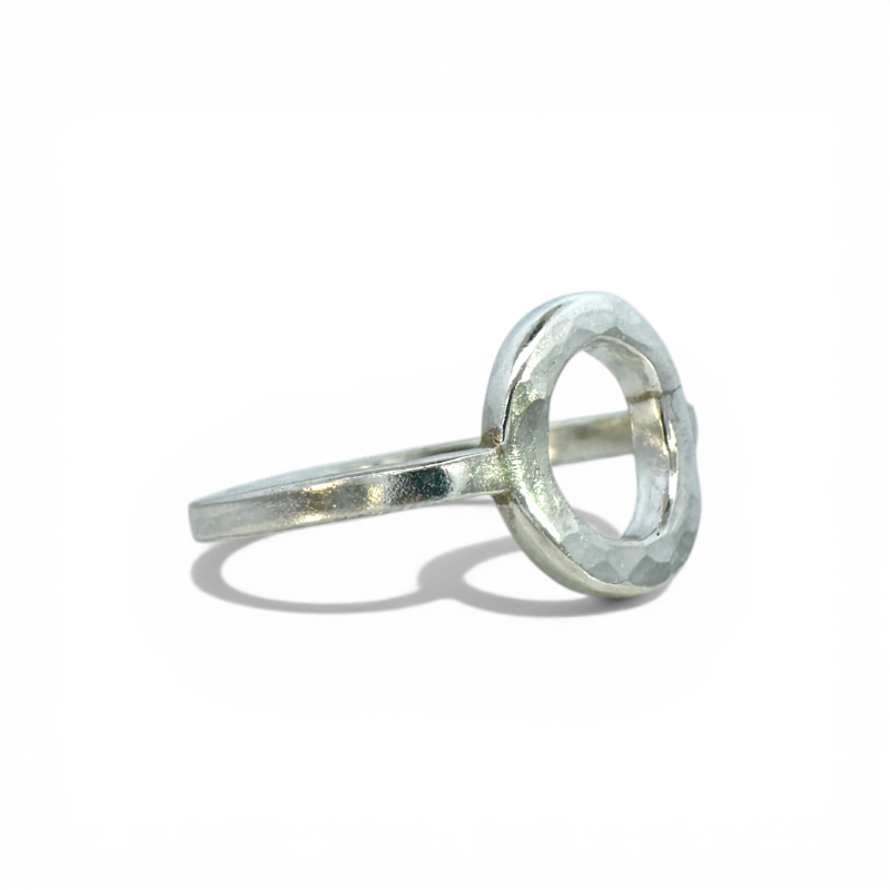 Anillo O martillada Plata - Xime Carbacho