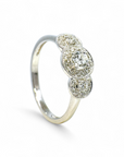 Anillo Tricillo Diamantes Halo Oro blanco 18k