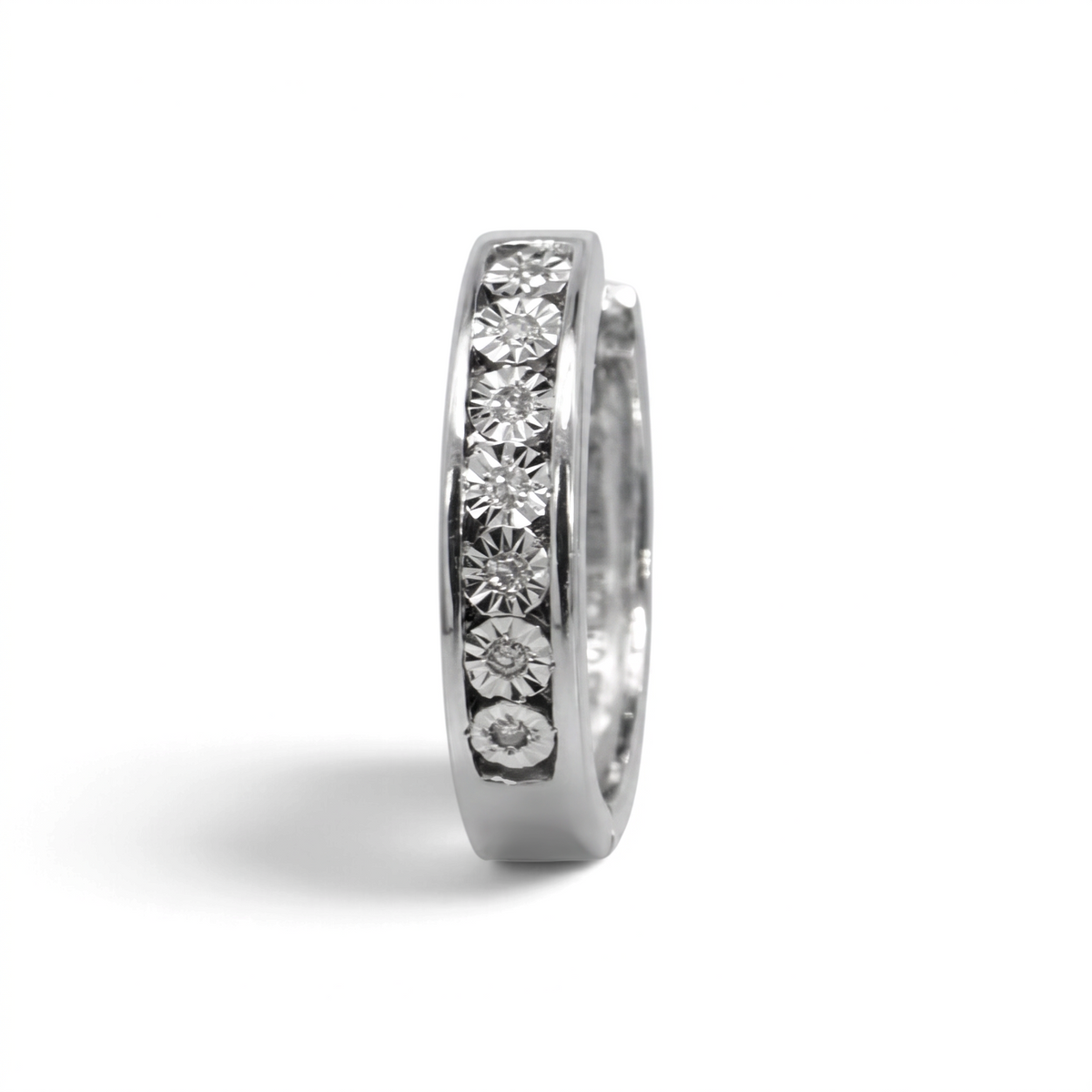 Aros argollas Sophia Schneider Joyas de plata 925 con diamantes en engaste de riel de 15 mm de diámetro