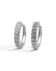 Aros argollas trenzadas de plata 925 con diamantes corte brillante de 0,17 ct de Sophia Schneider Joyas