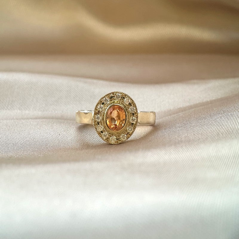 Solitario Turmalina Dorada Oval Halo Brillantes 18K