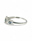 Anillo Tricillo de Zafiro con halo de diamantes