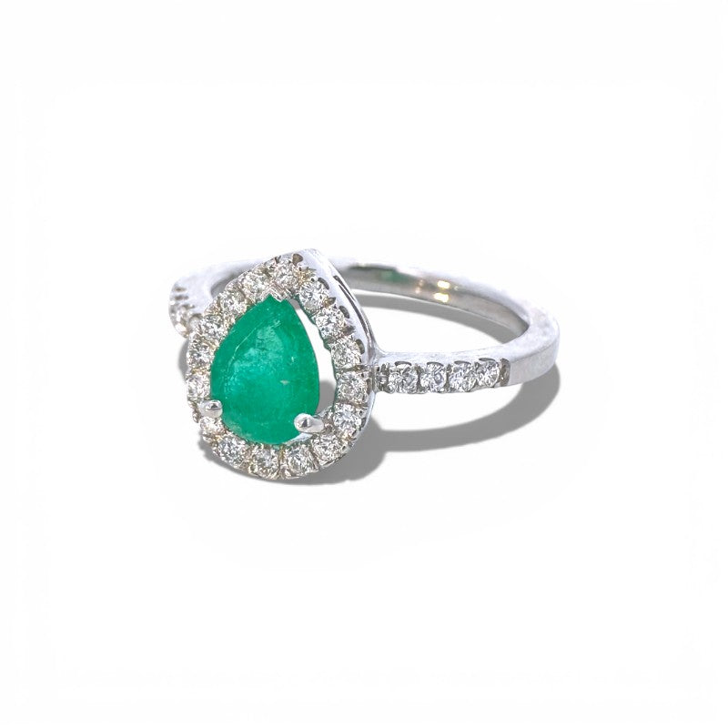 Anillo Solitario Esmeralda Gota Halo de Brillantes