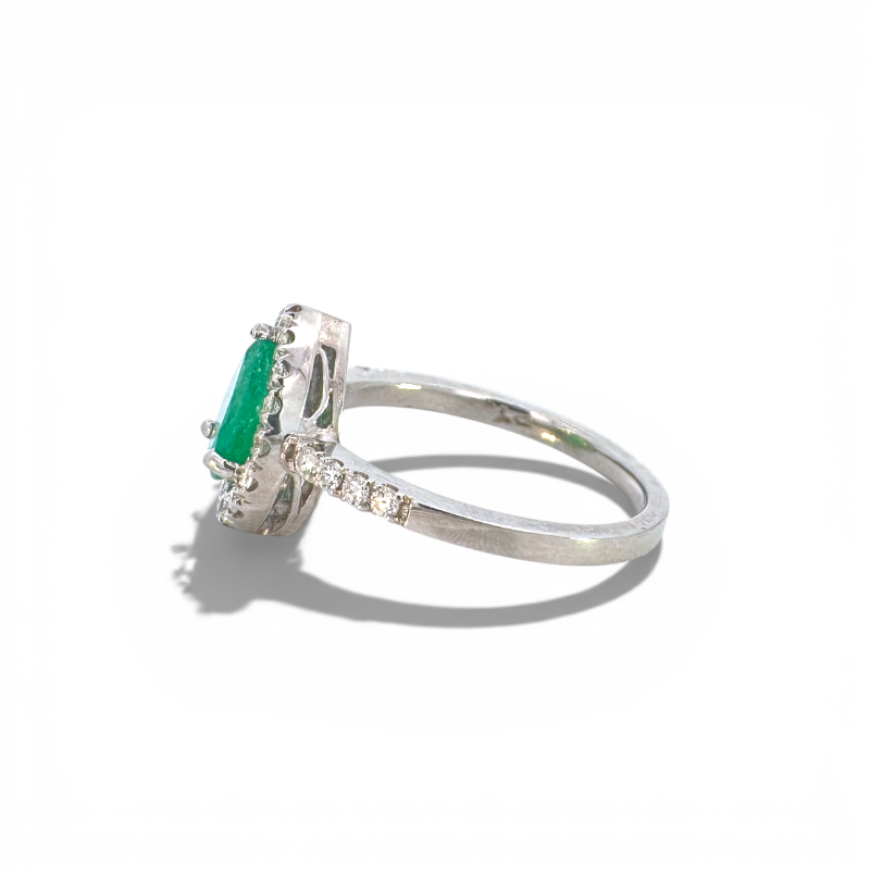 Anillo Solitario Esmeralda Gota Halo de brillantes