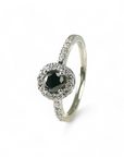 Anillo Solitario Diamante negro y Halo brillantes