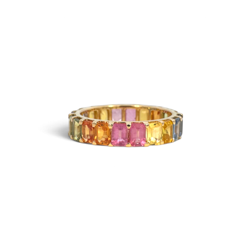 Anillo sinfín Sophia Schneider Joyas de oro 18K con zafiros multicolores en talla baguette dispuestos en arcoíris.