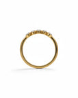 Anillo quintillo Sophia Schneider Joyas en oro amarillo de 10K con cinco diamantes en engaste de bisel