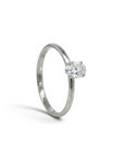 Anillo solitario Sophia Schneider Joyas de platino 950 con diamante de laboratorio corte oval de 0,55 quilates