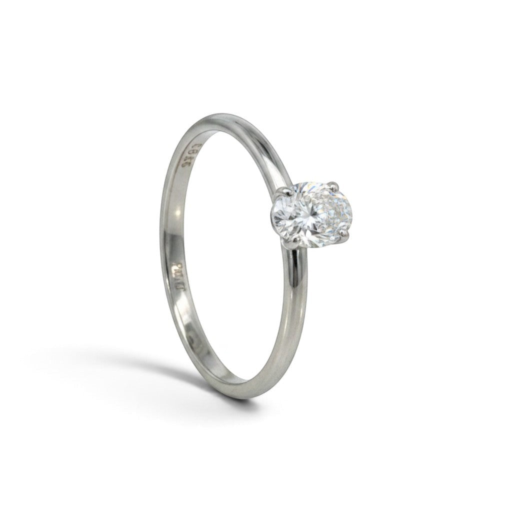 Anillo solitario Sophia Schneider Joyas de platino 950 con diamante de laboratorio corte oval de 0,55 quilates