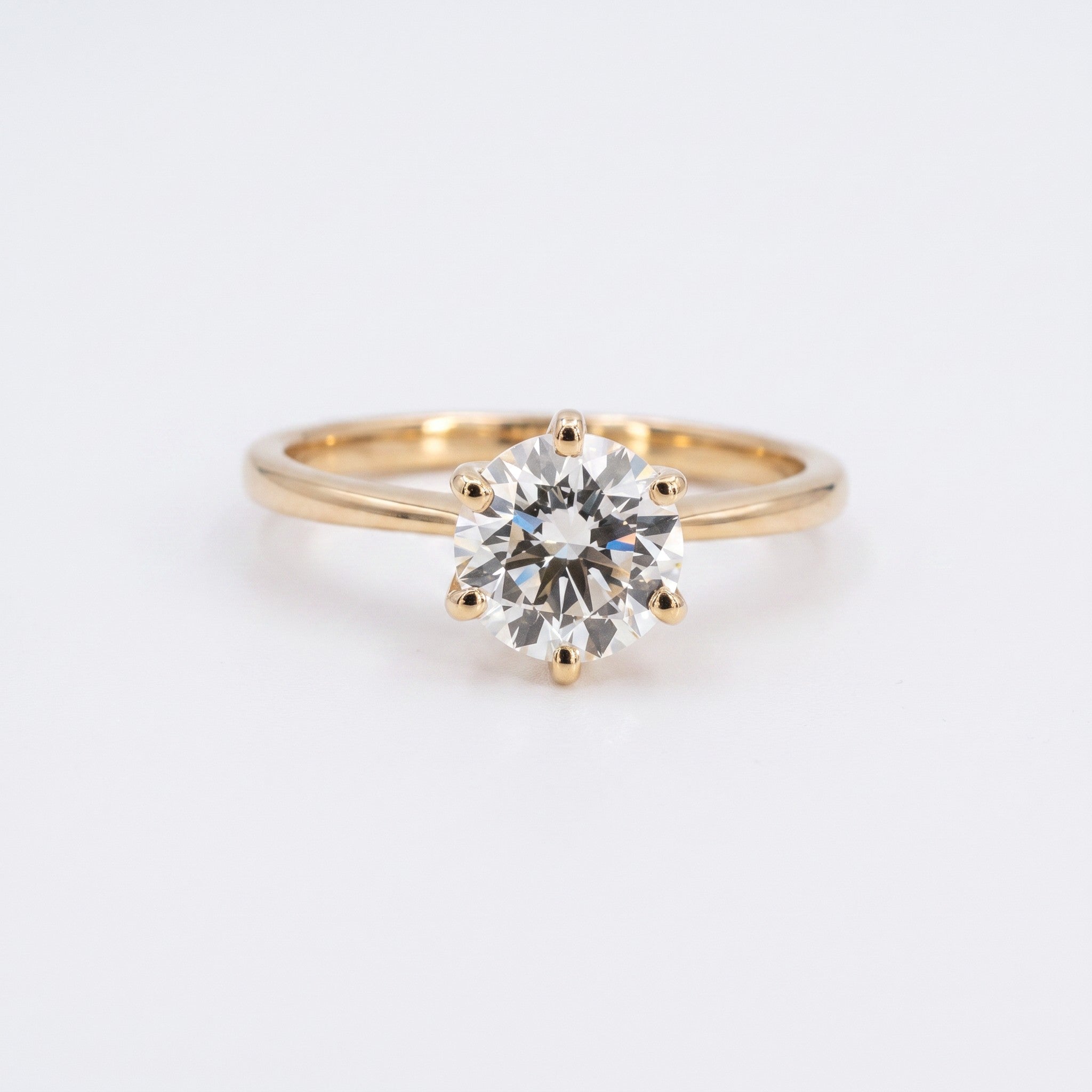 Anillo solitario Sophia Schneider Joyas de oro 18K con diamante de laboratorio de 1,03 ct corte brillante