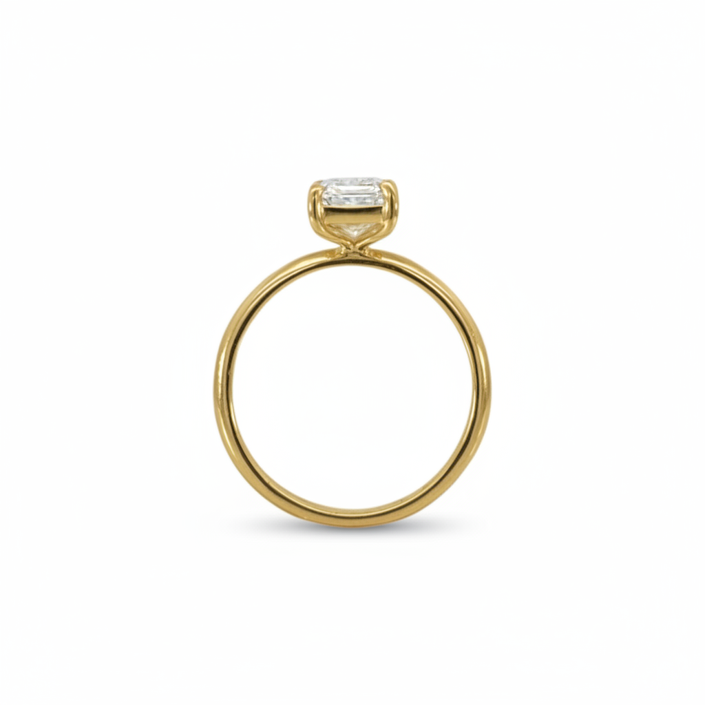 Anillo solitario Sophia Schneider Joyas de oro 18K con diamante de laboratorio corte esmeralda de 1,53 ct