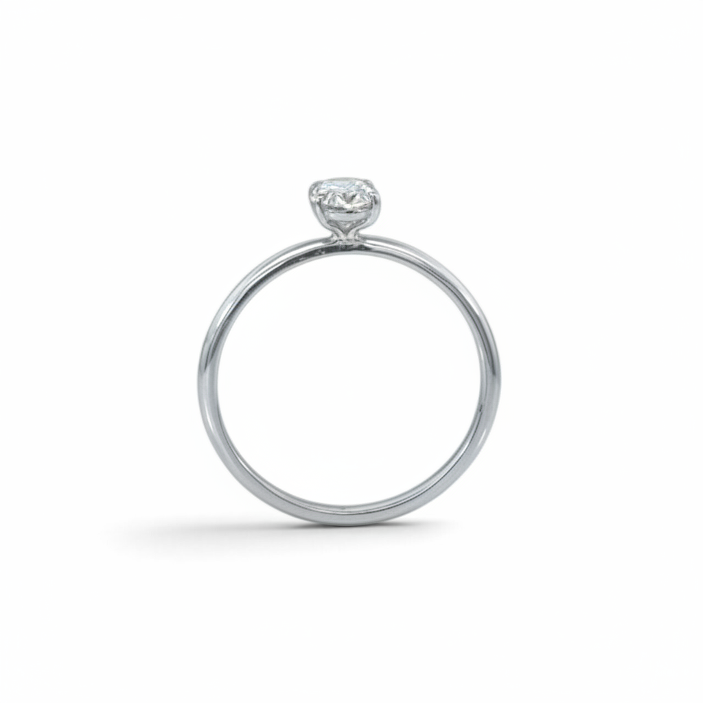 Anillo solitario Sophia Schneider Joyas de platino 950 con diamante de laboratorio corte oval de 0,55 ct