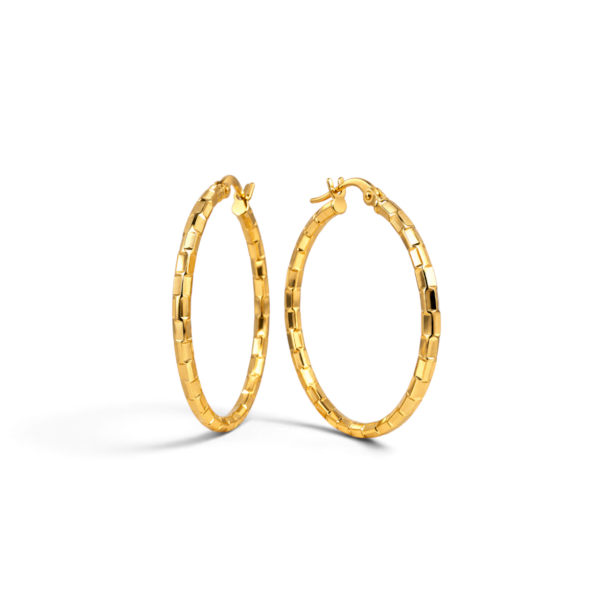 Aros argollas Sophia Schneider Joyas de 30 mm en oro amarillo 18K con diseño texturizado de 2 mm de espesor