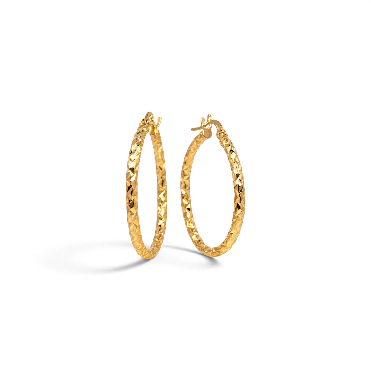 Aros argollas Sophia Schneider Joyas de 25 mm en oro amarillo 18K con acabado diamantado brillante