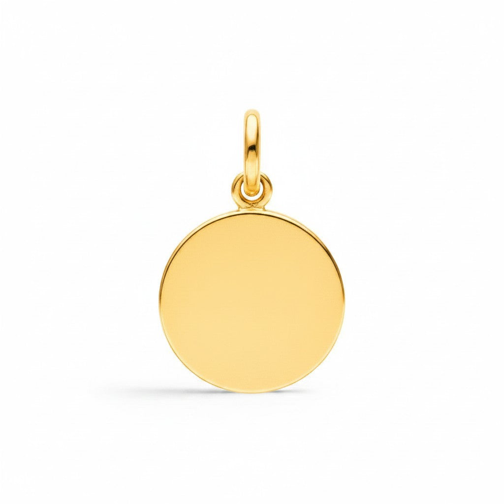 Medalla redonda de plata enchapada en oro de Sophia Schneider Joyas, 14 mm, personalizable con grabado.