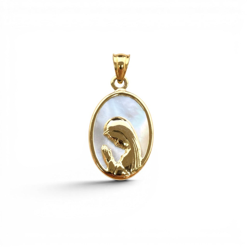 Medalla Sophia Schneider Joyas redonda de la Virgen orando en oro amarillo de 18k con fondo de cristal nacarado