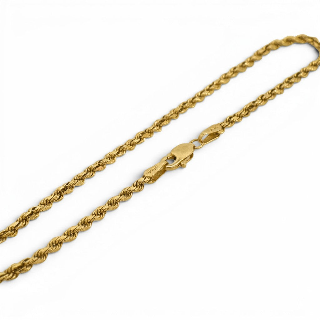 Pulsera tourbillion de oro amarillo 14K de Sophia Schneider, 18,5 cm de largo y 2,8 g de peso.