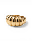 Sophia Schneider Joyas chunky silver ring with a ribbed, pumpkin-like design. Rhodium plated.
