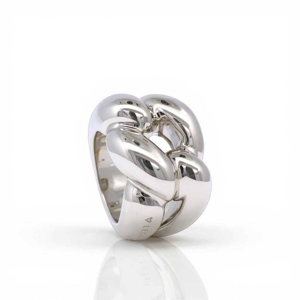 Sophia Schneider Joyas chunky silver-plated ring with a braided design. Rhodium-plated silver, size 11.