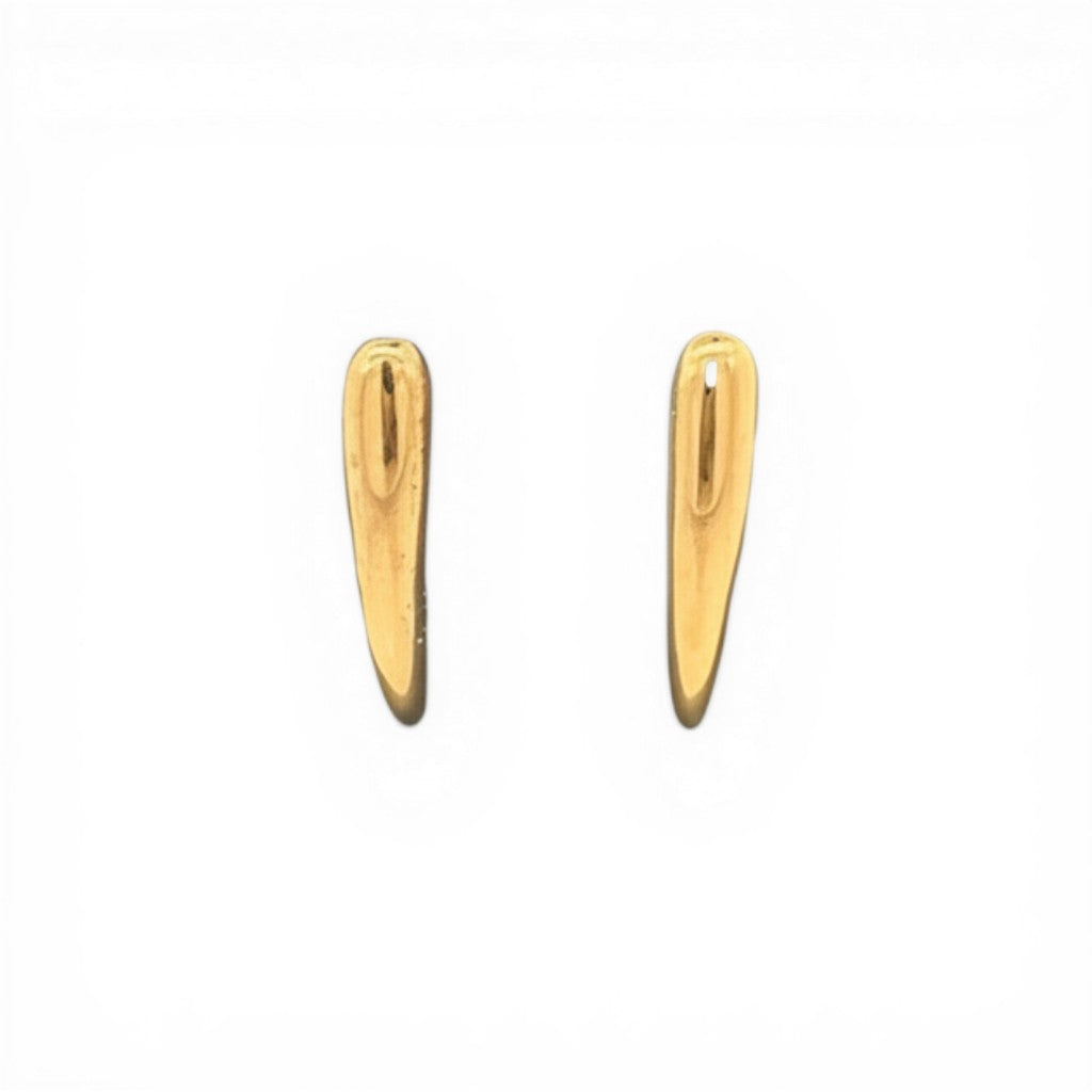 Sophia Schneider Joyas gold plated silver fang-shaped stud earrings, 1.7 cm.