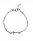 Sophia Schneider Joyas silver 925 chain bracelet with a 10mm cross charm. 18cm length.