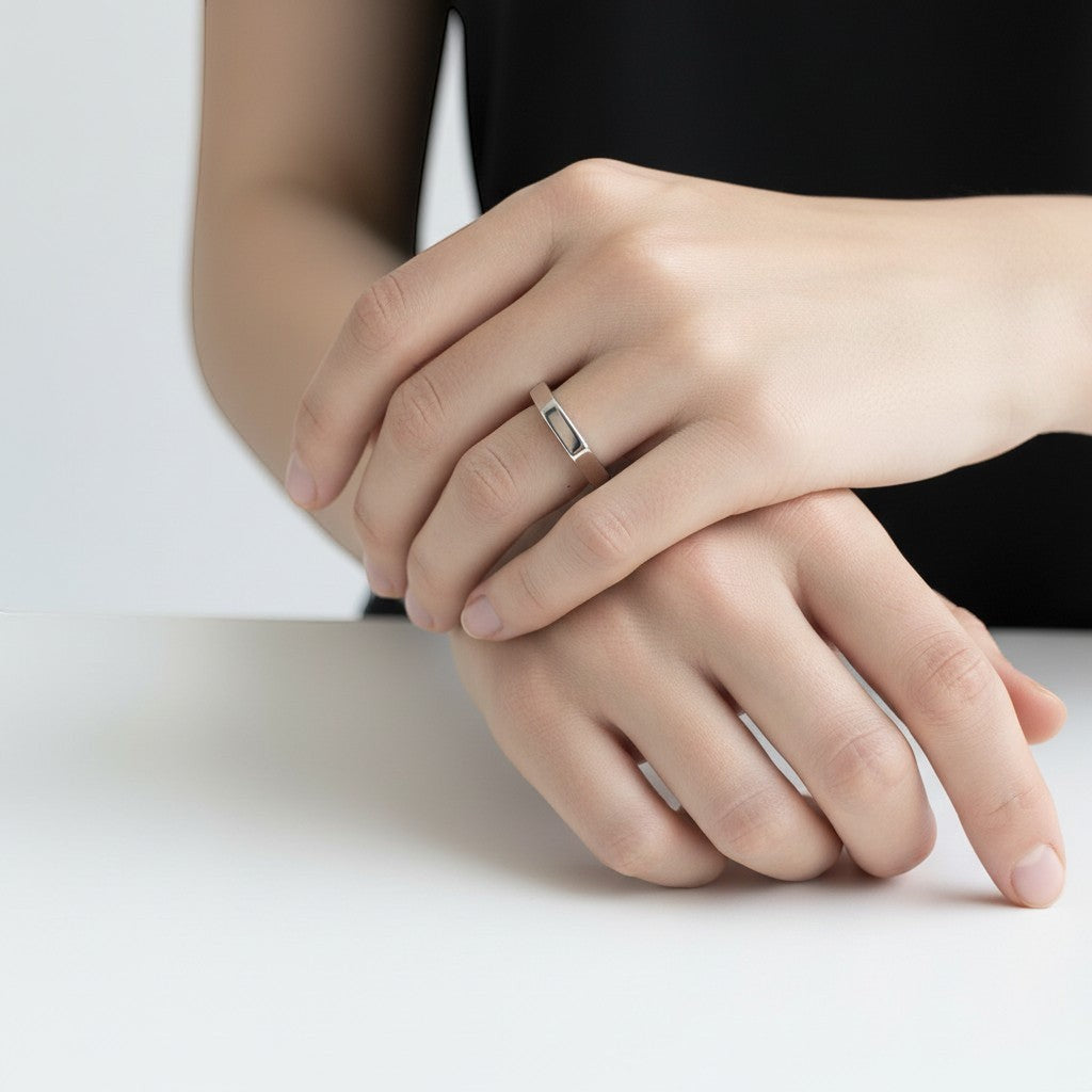 Sophia Schneider Joyas silver-plated sterling silver ring with rhodium bath, size 11, made in Spain.