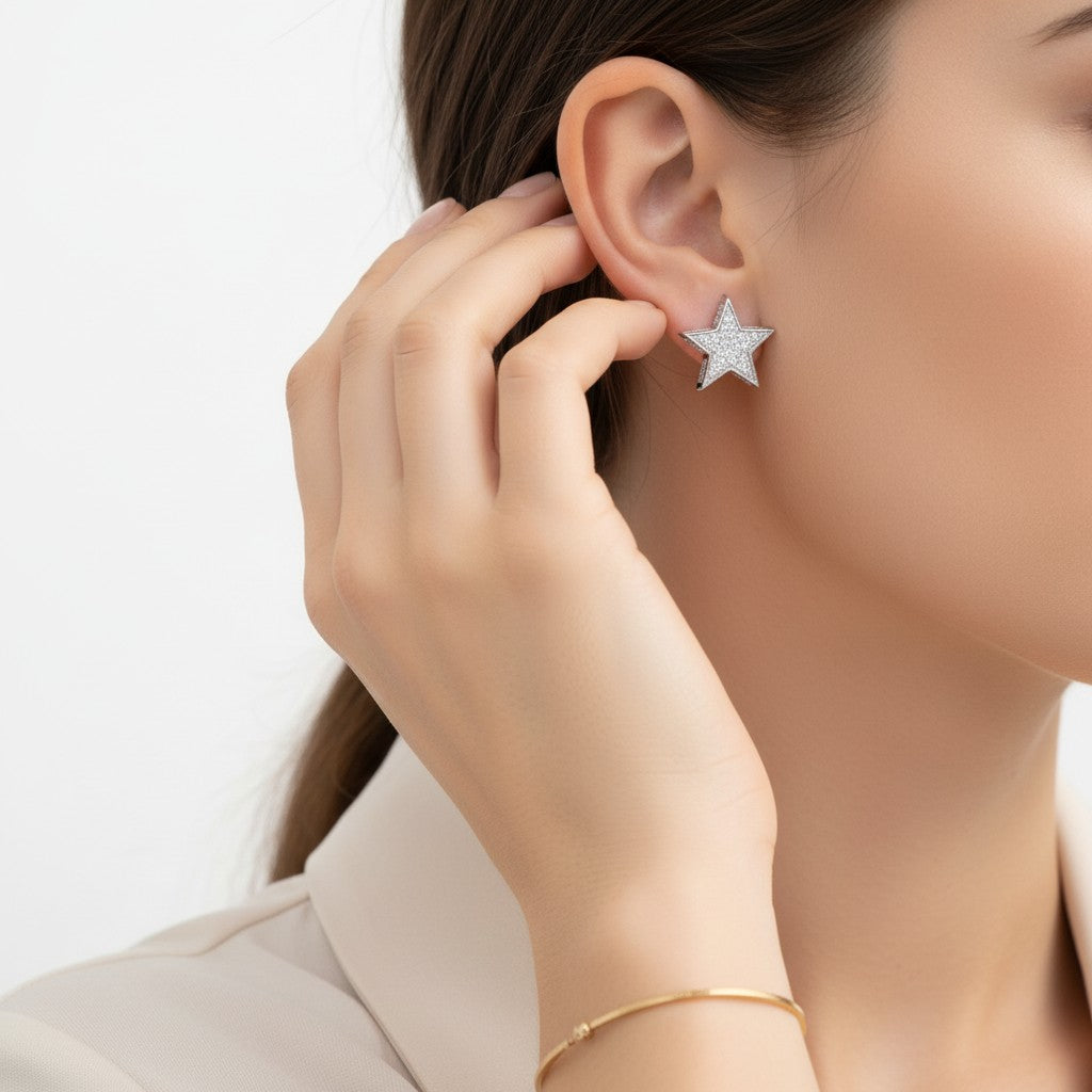 Sophia Schneider Joyas silver 925 star stud earrings with pavé diamonds 0.14 ct.