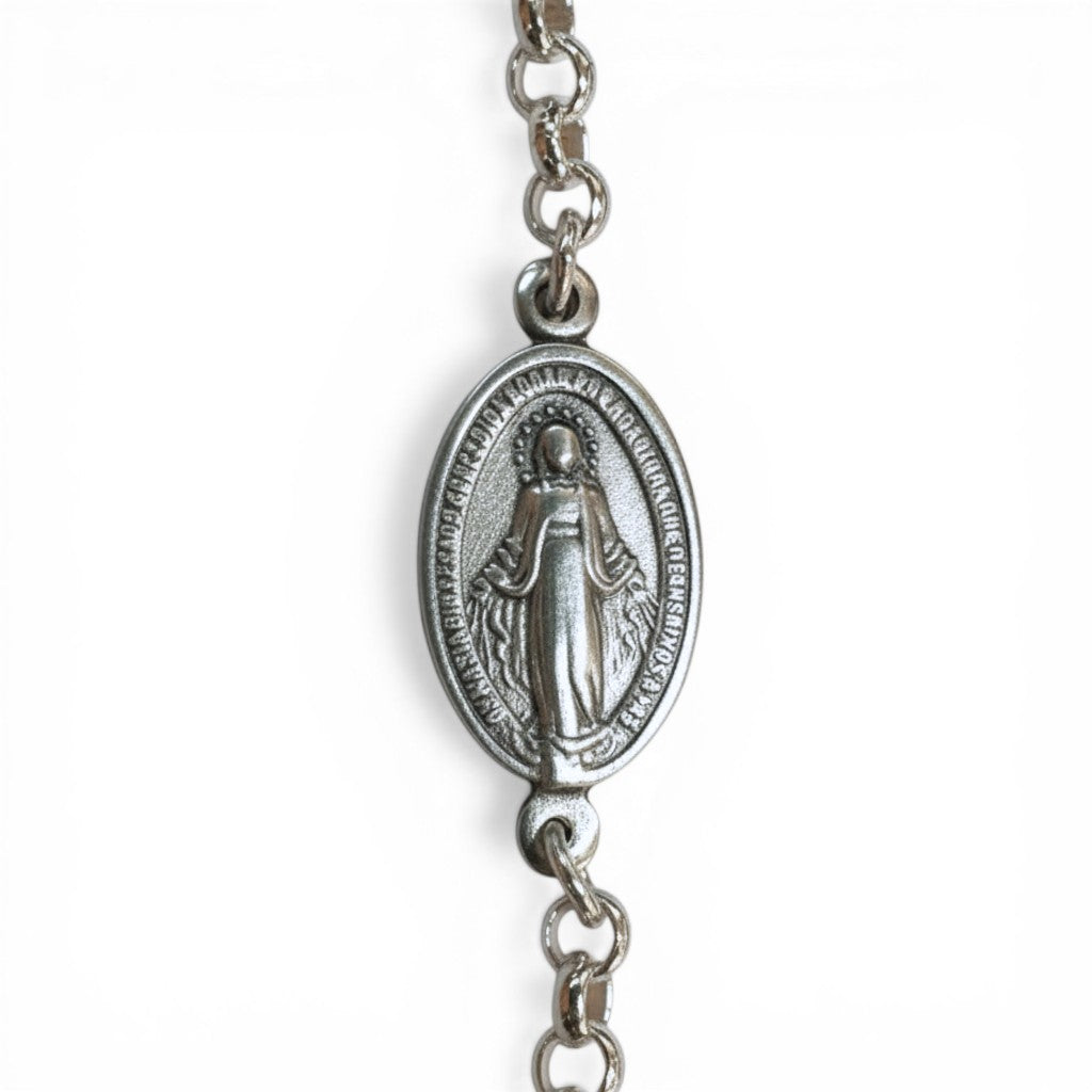Sophia Schneider Joyas oval 925 silver bracelet with Virgin Mary medal and chain links.
