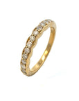 Anillo Cintillo Diamantes en grano y bisel en 10K