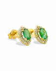 Aros stud esmeralda oval halo brillantes oro 10K