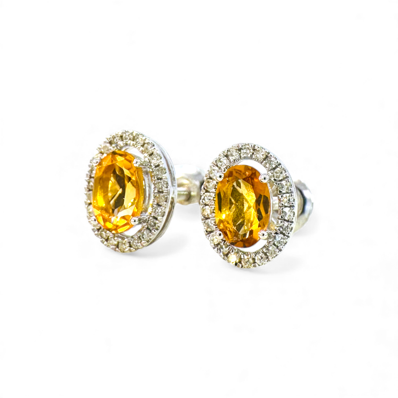 Aros stud citrino oval halo brillantes oro blanco 10K