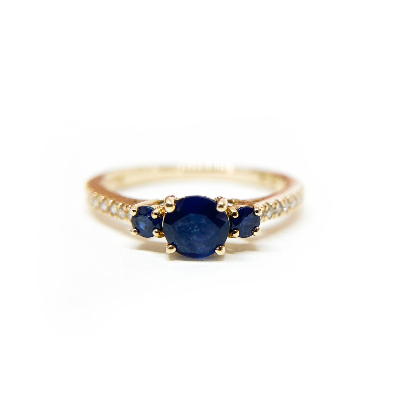 Anillo Tricillo Zafiro Redondo en Grifa